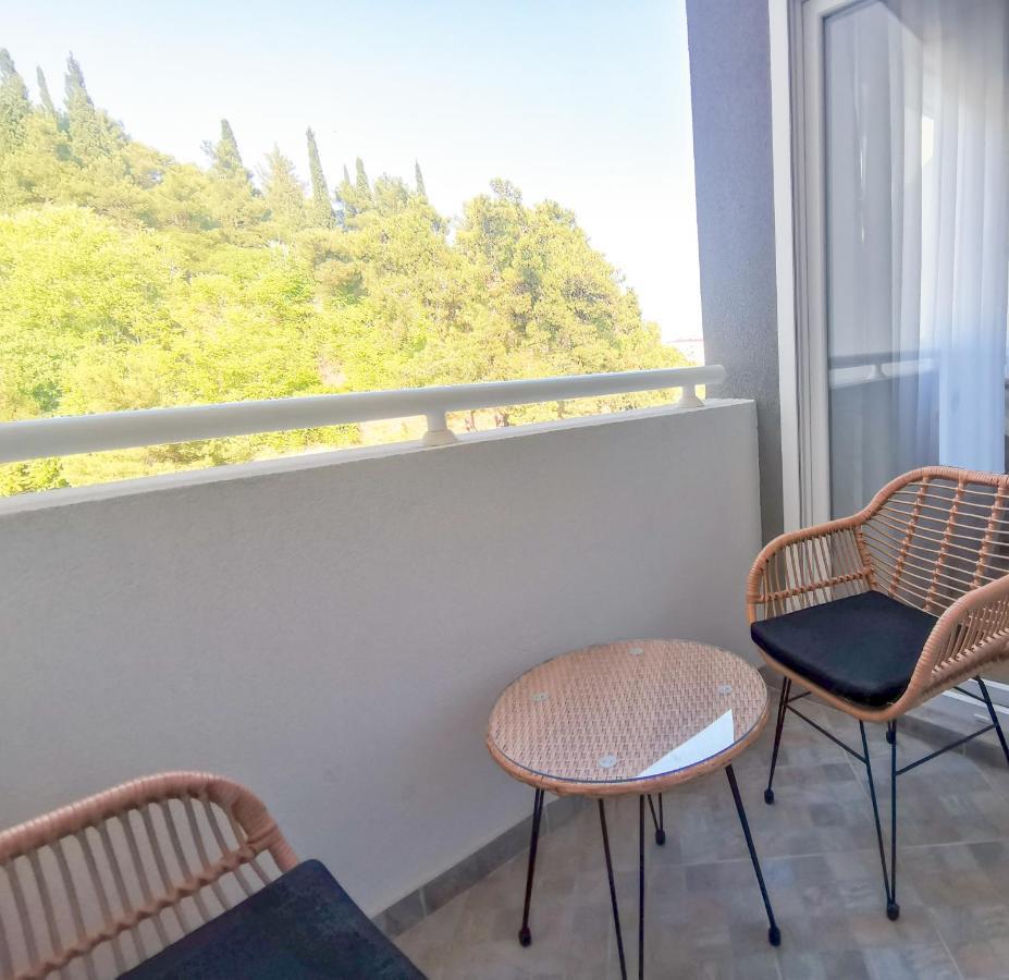 Cozy One-Bedroom Apartment At Ljubovic Park Podgorica Exterior photo